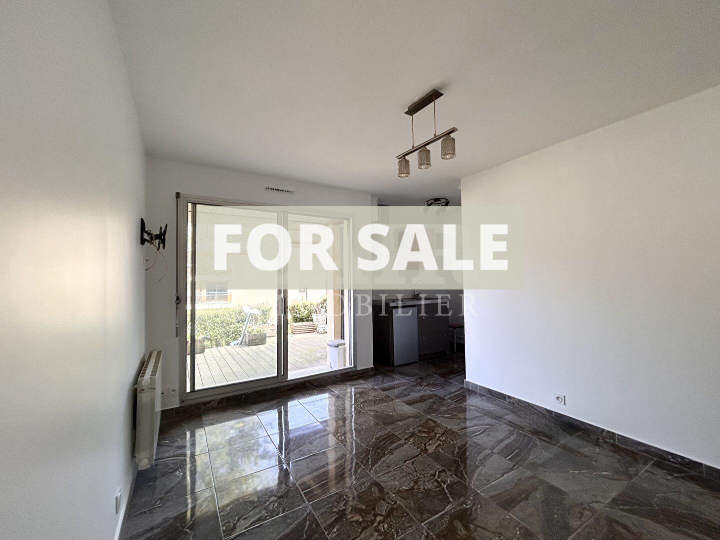 Studio Apartment For Sale in Bagnoles-de-l'Orne