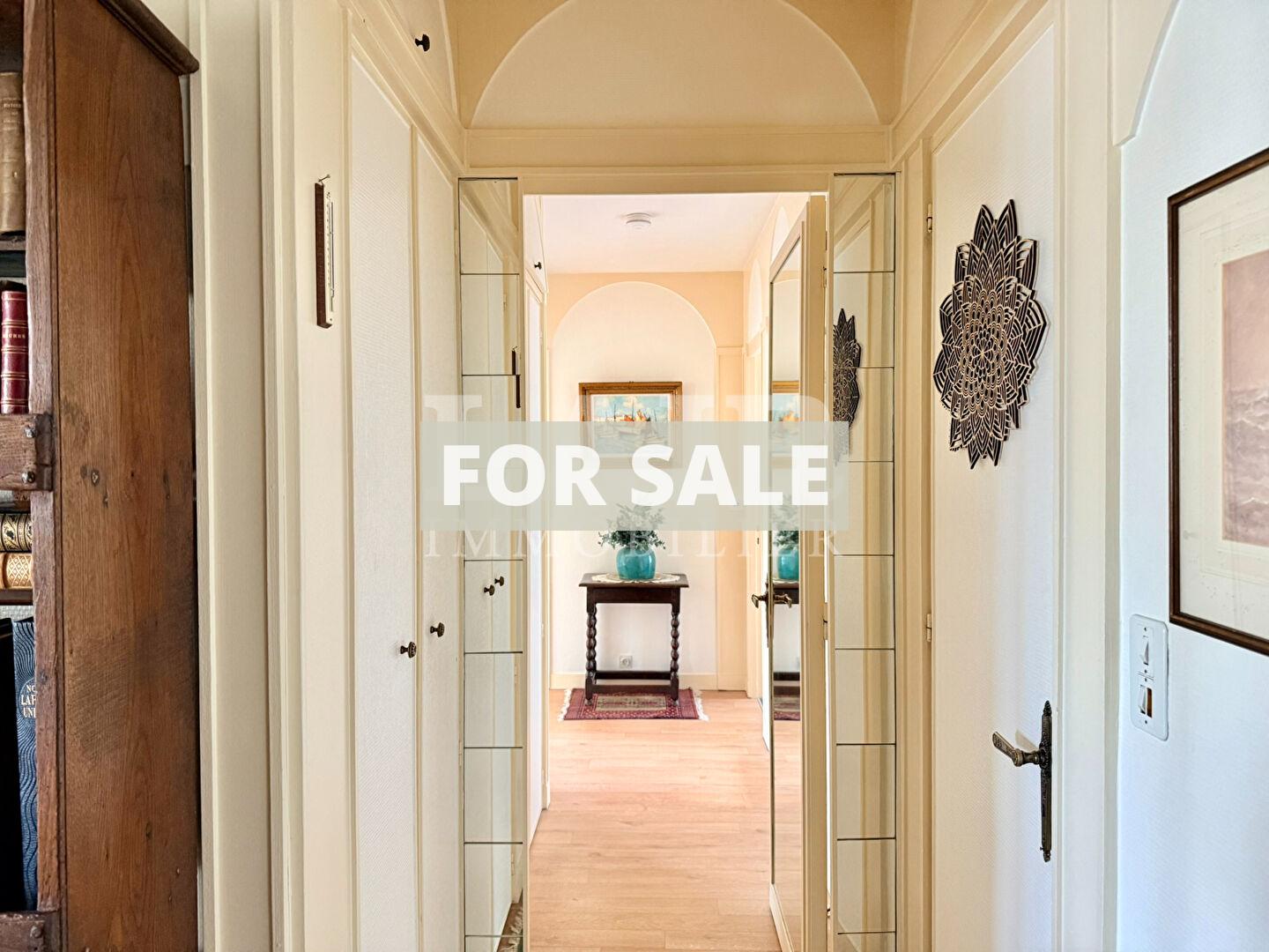 Apartment with Balcony in Historic Alencon