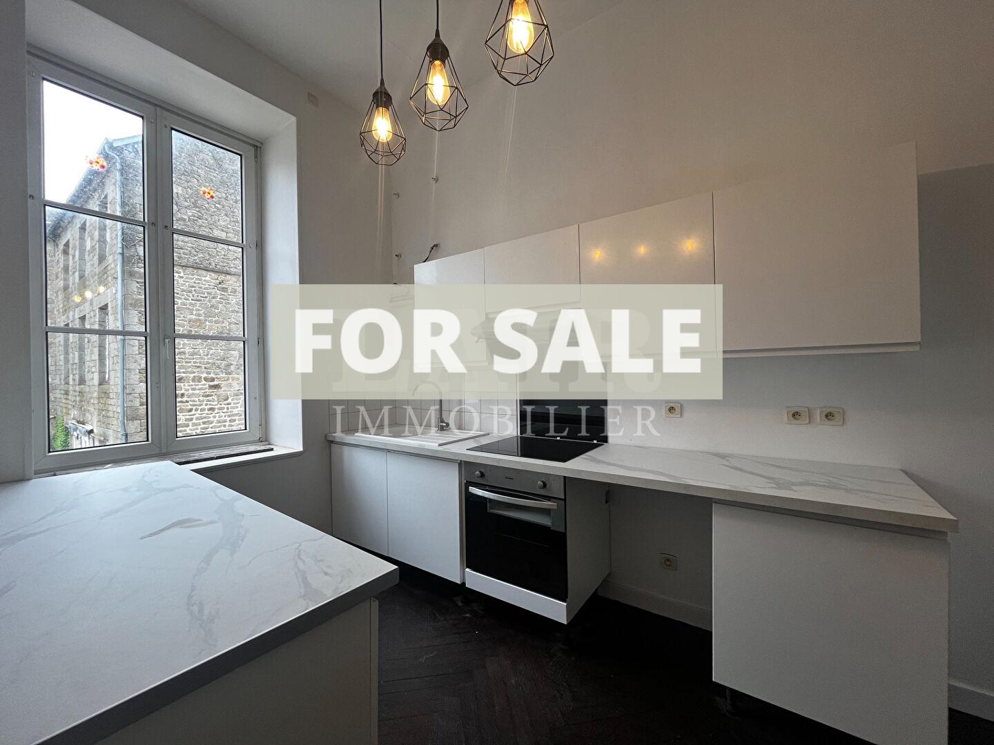 Apartment En Hyper Centre De La Ferte Mace - Ref : O15107