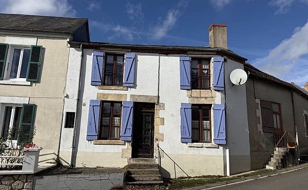 Ideal Holiday Home in Rural Village