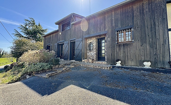 Beautiful Character House in Superb Rural Setting