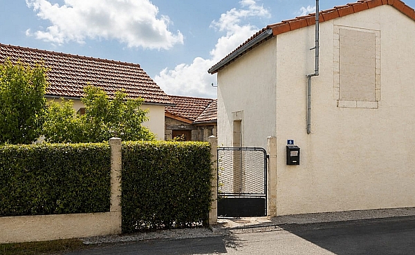 Property_For_Sale_in_France-with_Cle_France_Join_our_mailing_List_PSD00102__1007