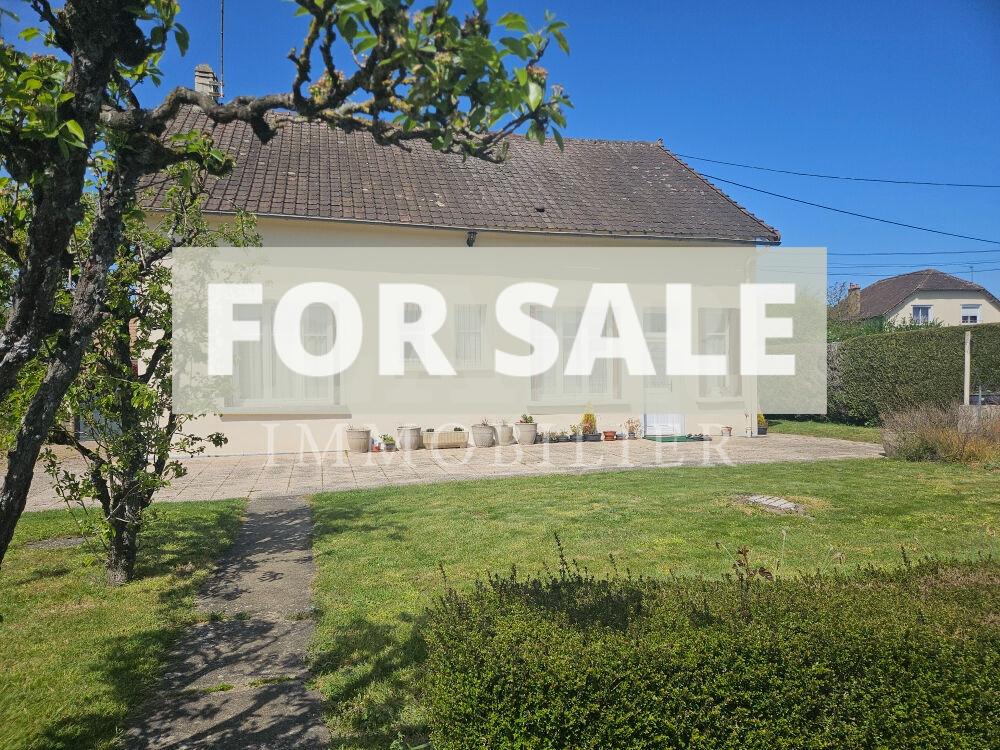 Detached House with Landscaped Garden