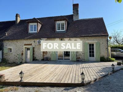 Farmhouse Style Property with Garden