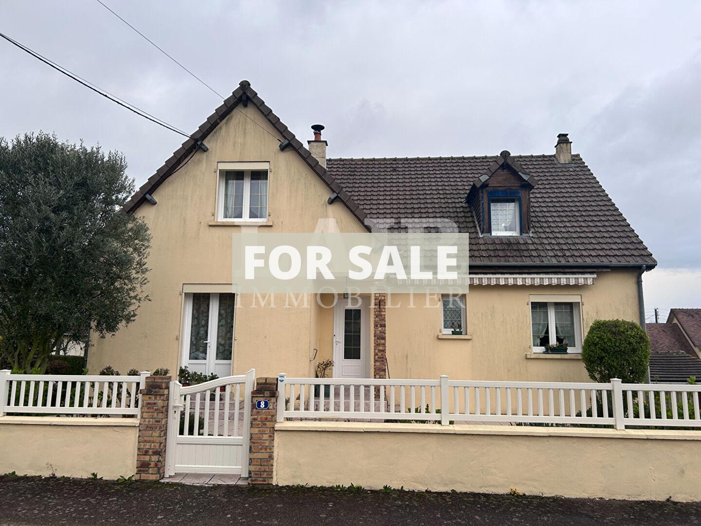 Detached House with Landscaped Garden
