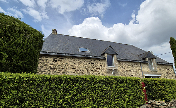 Longere Style Farmhouse in the Countryside
