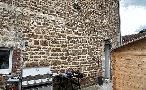 Property_For_Sale_in_France-with_Cle_France_Join_our_mailing_List_DJV06004_i