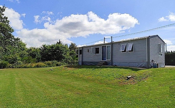 Mobile Home on Building Plot For Sale in Limousin