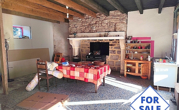 Property_For_Sale_in_France-with_Cle_France_Join_our_mailing_List_ERS00107_(4)