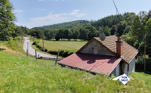 Pretty Stone Built House, Ideal Holiday Home Project