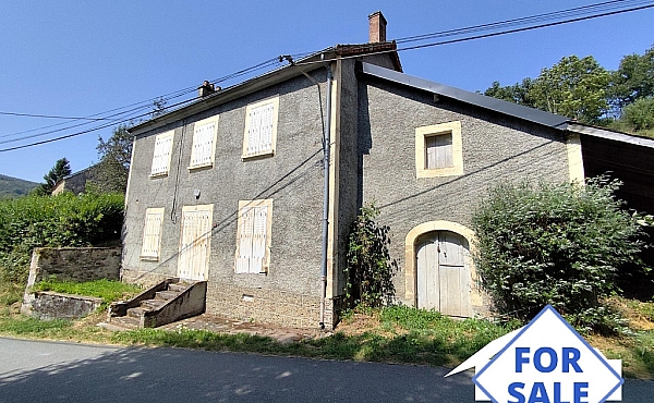 Habitable Village House to Renovate in Limousin