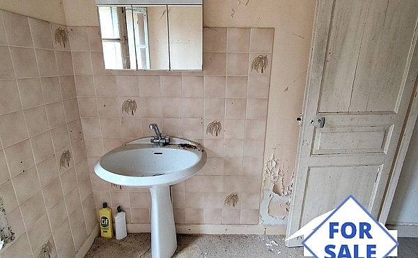 Property_For_Sale_in_France-with_Cle_France_Join_our_mailing_List_ERS00111_(3)