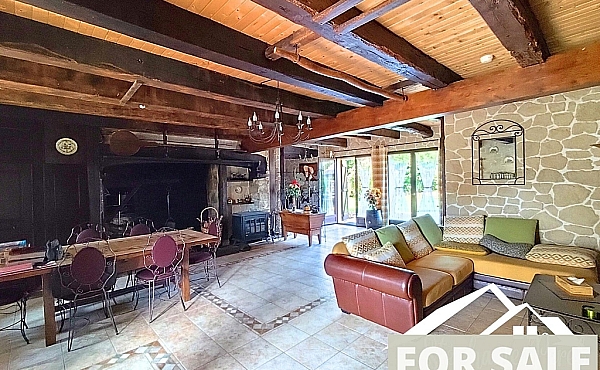 Property_For_Sale_in_France-with_Cle_France_Join_our_mailing_List_ERS00130_(2)