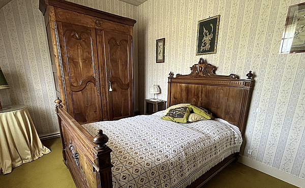 Property_For_Sale_in_France-with_Cle_France_Join_our_mailing_List_ABC00106_50.02