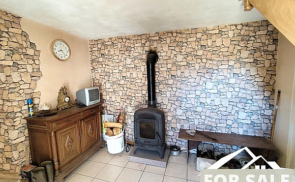 Property_For_Sale_in_France-with_Cle_France_Join_our_mailing_List_ERS00131_(1)