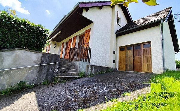 Lovely Detached House with Mature Garden in Rural Limousin