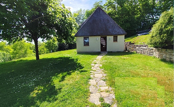 Property_For_Sale_in_France-with_Cle_France_Join_our_mailing_List_ERS00137_