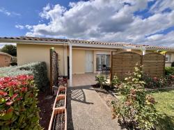 Detached Villa with Terrace, Parking, Garage and Garden