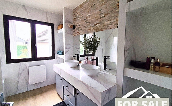 Property_For_Sale_in_France-with_Cle_France_Join_our_mailing_List_ERS00141_ (8)
