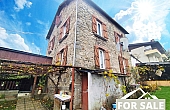 Detached House in Good Condition with Garden