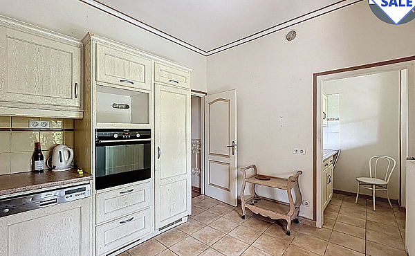 Property_For_Sale_in_France_with_Cle_France_Join_our_mailing_List_AXL05959_8.18