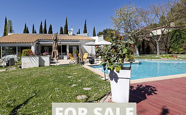 Property_For_Sale_in_France_with_Cle_France_Join_our_mailing_List_AXL0580_48.14