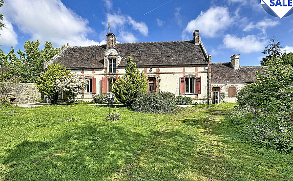Property_For_Sale_in_France_with_Cle_France_Join_our_mailing_List_AXL06000_1.53