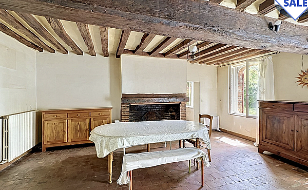 Property_For_Sale_in_France_with_Cle_France_Join_our_mailing_List_AXL06000_2.20