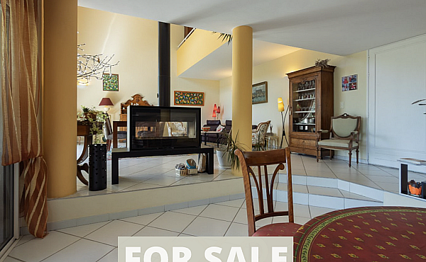 Property_For_Sale_in_France_with_Cle_France_Join_our_mailing_List_AXL06005_6.59.35