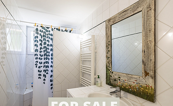 Property_For_Sale_in_France_with_Cle_France_Join_our_mailing_List_AXL06005_7.00.19