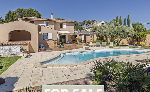Property_For_Sale_in_France_with_Cle_France_Join_our_mailing_List_AXL06009_0.27