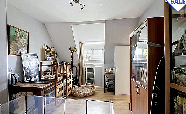Property_For_Sale_in_France_with_Cle_France_Join_our_mailing_List_AXL06017_23