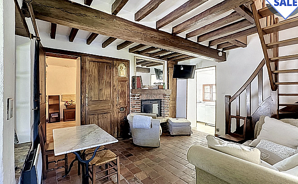 Property_For_Sale_in_France_with_Cle_France_Join_our_mailing_List_AXL06018_2.11