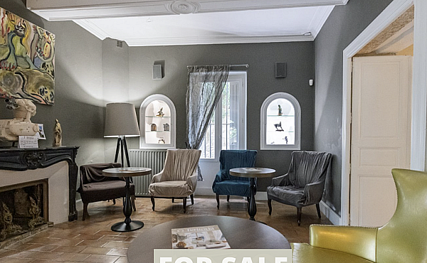 Property_For_Sale_in_France_with_Cle_France_Join_our_mailing_List_AXL06024_09.44