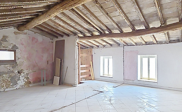 Property_For_Sale_in_France_with_Cle_France_Join_our_mailing_List_AXL06027_29
