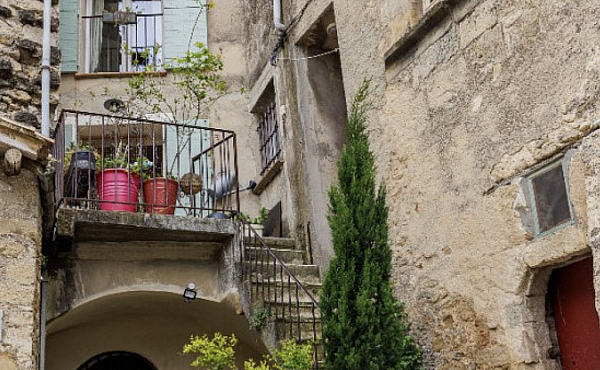 Property_For_Sale_in_France_with_Cle_France_Join_our_mailing_List_AXL06028_4.54