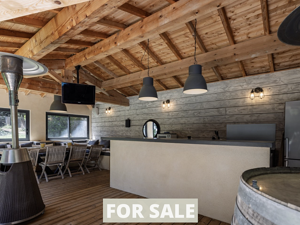 Property_For_Sale_in_France_with_Cle_France_Join_our_mailing_List_AXL06029_8.08