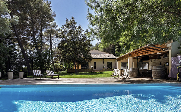 Property_For_Sale_in_France_with_Cle_France_Join_our_mailing_List_AXL06029_7.49