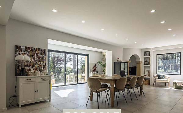 Property_For_Sale_in_France_with_Cle_France_Join_our_mailing_List_AXL06029_8.10