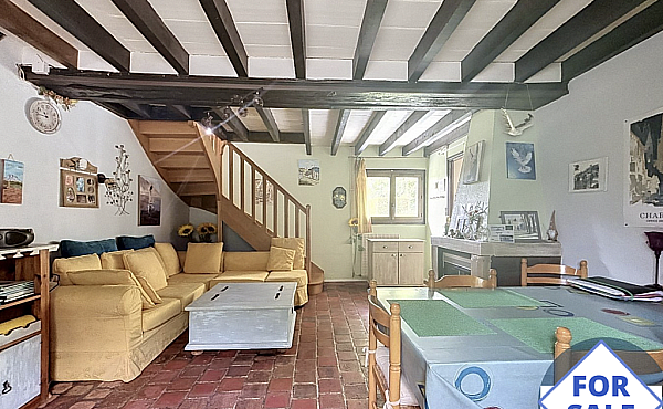 Property_For_Sale_in_France_with_Cle_France_Join_our_mailing_List_AXL06042_7.09