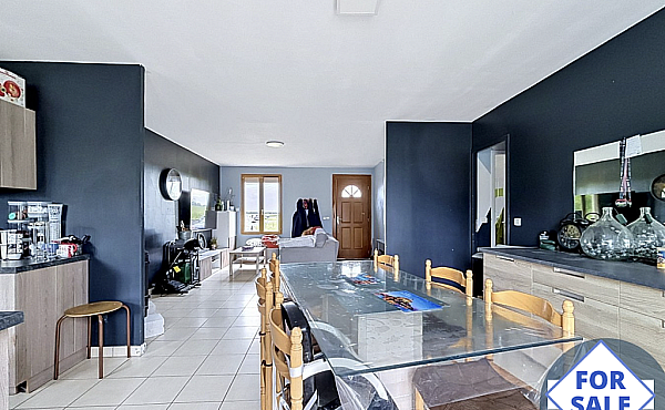 Property_For_Sale_in_France_with_Cle_France_Join_our_mailing_List_AXL06043_24