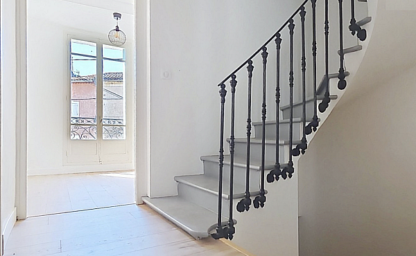 Property_For_Sale_in_France_with_Cle_France_Join_our_mailing_List_AXL06059_2.49