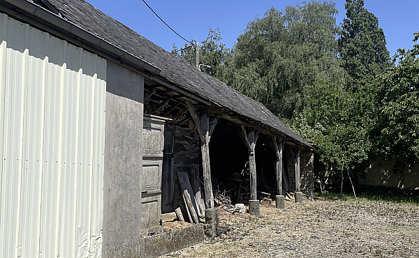 Property_For_Sale_in_France_with_Cle_France_Join_our_mailing_List_BHJ04101_8.17