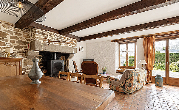 Property_For_Sale_in_France_with_Cle_France_Join_our_mailing_List_LNH12946_3.00.01