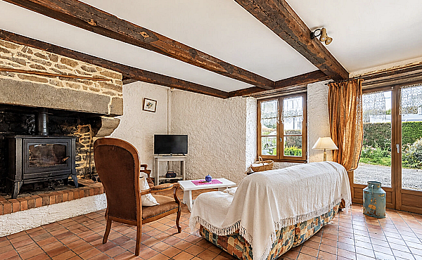 Property_For_Sale_in_France_with_Cle_France_Join_our_mailing_List_LNH12946_3.00.07