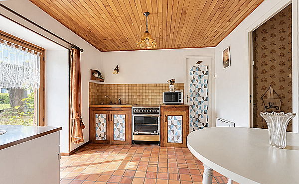 Property_For_Sale_in_France_with_Cle_France_Join_our_mailing_List_LNH12946_3.00.11