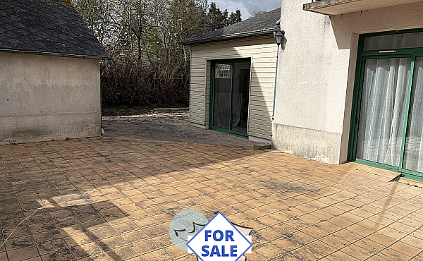 Property_For_Sale_in_France_with_Cle_France_Join_our_mailing_List_BHJ04102_23