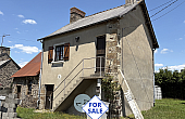 Detached Country House with Strong Potential and Garden 