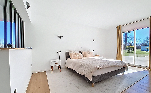 Property_For_Sale_in_France_with_Cle_France_Join_our_mailing_List_AXL06089_3.22