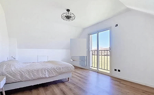 Property_For_Sale_in_France_with_Cle_France_Join_our_mailing_List_AXL06089_3.38
